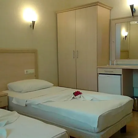 Kaunos Hotel 3*